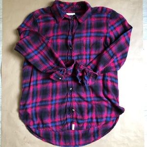 WOMENS AMERICAN EAGLE PLAID BUTTON DOWN BOYFRIEND